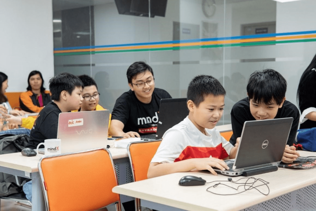 Học viện MINDX - 5 trung tâm dạy lập trình cho trẻ online tốt nhất Việt Nam