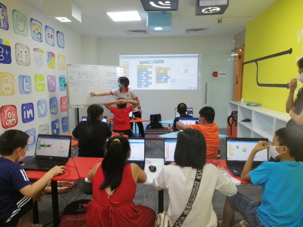 Khóa học IC3 rèn luyện cho các con kỹ năng thực hành trên máy tính